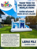 Ice Castle – Piepūšamā atrakcija ar slidkalniņu | Hopzy.lv